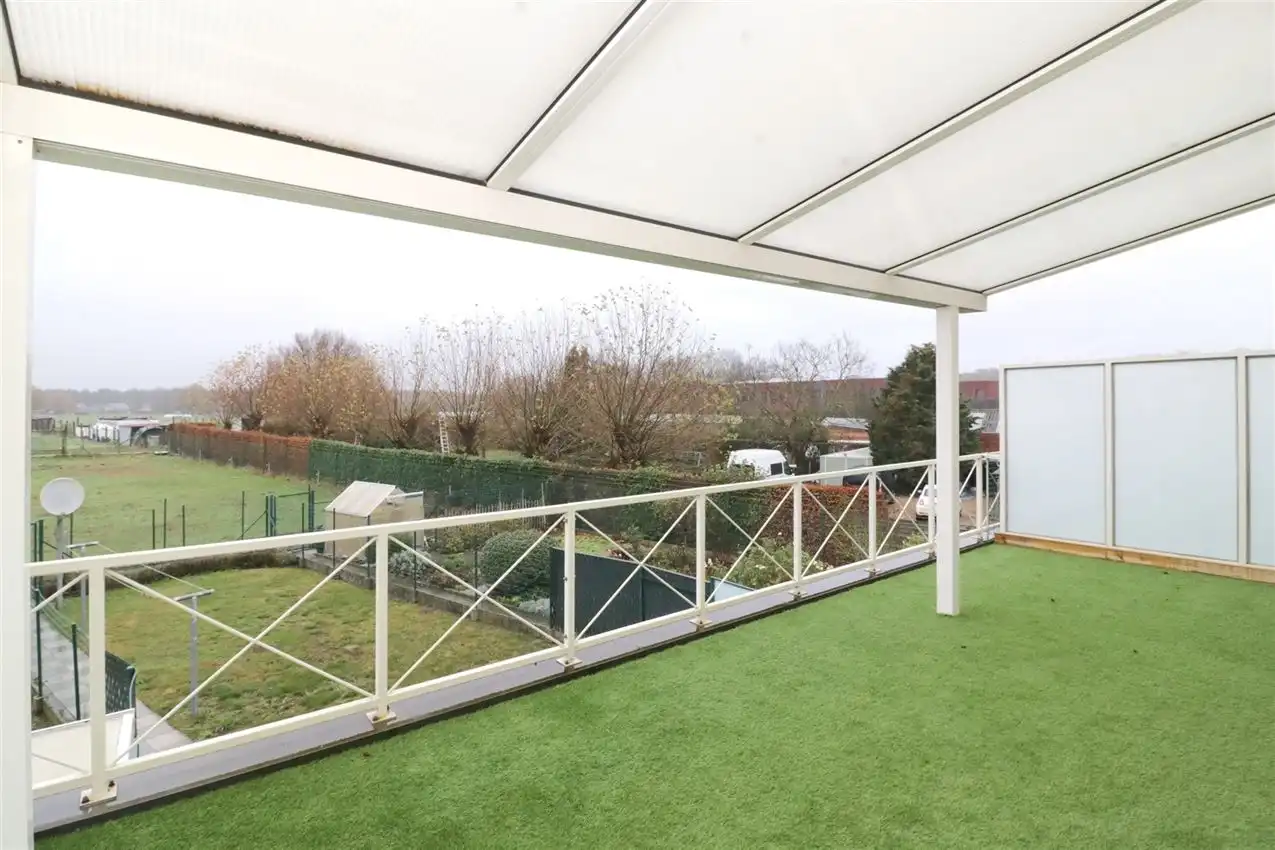 Duplex met lif tot slaapniveau, groot terras & garage foto 2