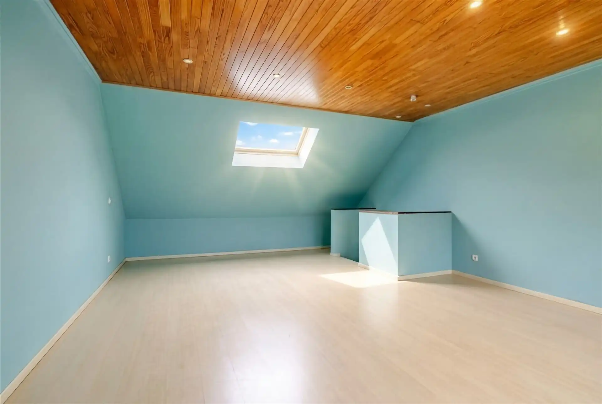 Instapklare woning met 2 slks en tuin foto 15