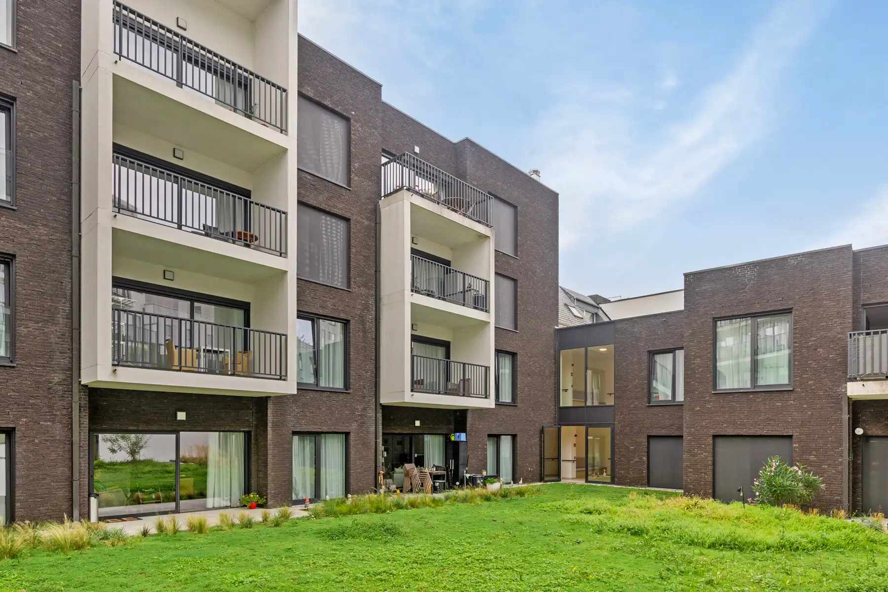 Moderne, nieuwe assistentiewoningen Parkrand foto 32