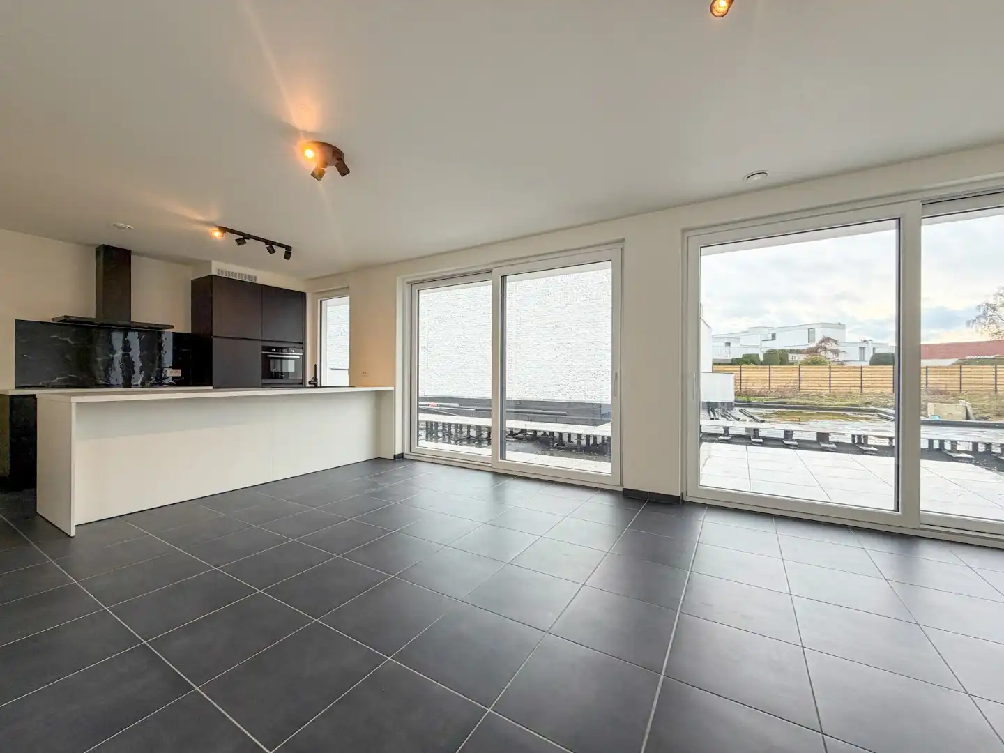 Energiezuinig appartement, nieuwbouw, met 2 slpk en zonneterras, Torhout foto 2