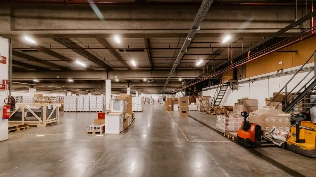 Logistiek bedrijfspand te huur in industriezone Z4 in Asse foto 10