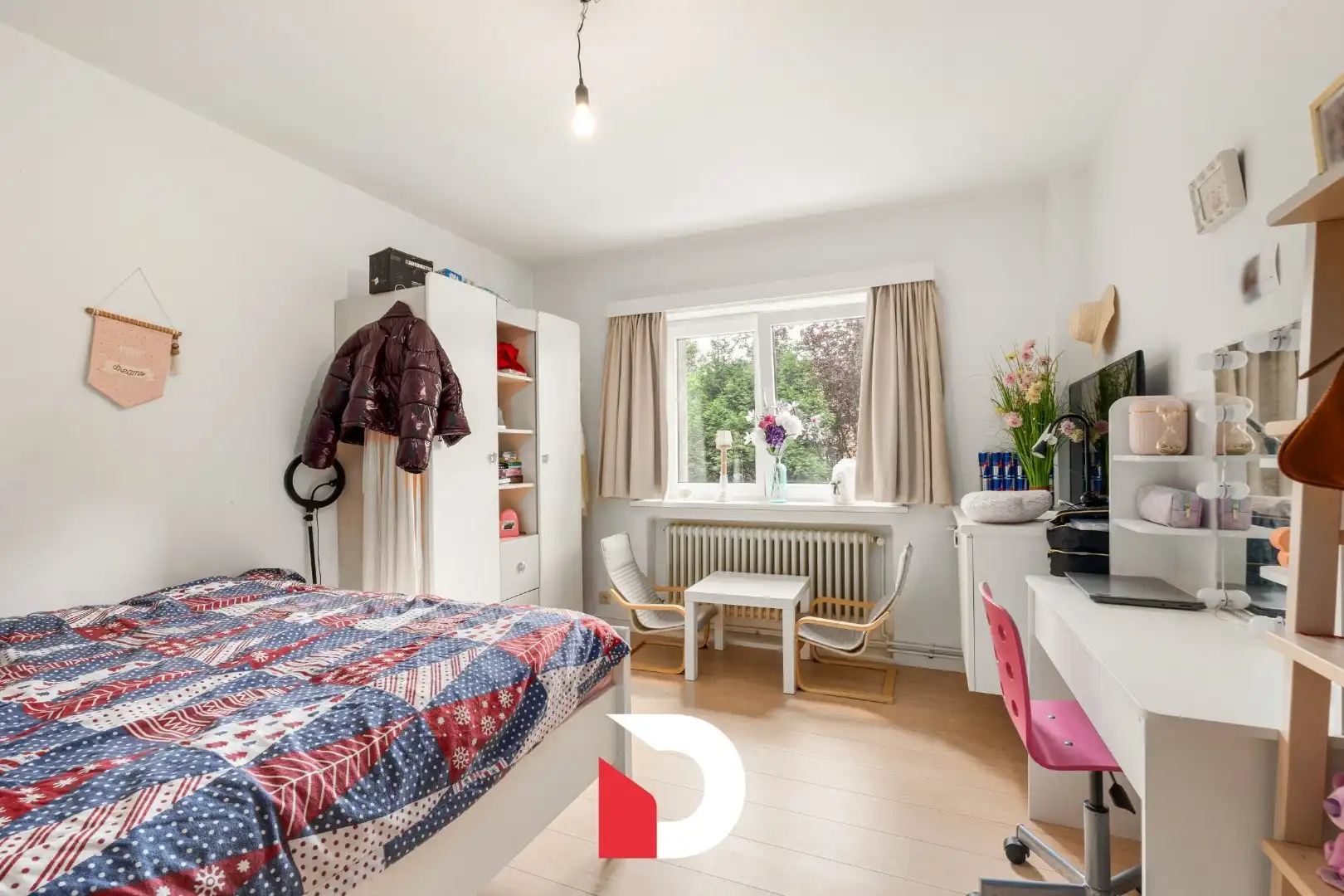 Kleinschalig app gebouw met garages en tuin te Kristus-Koning foto 6