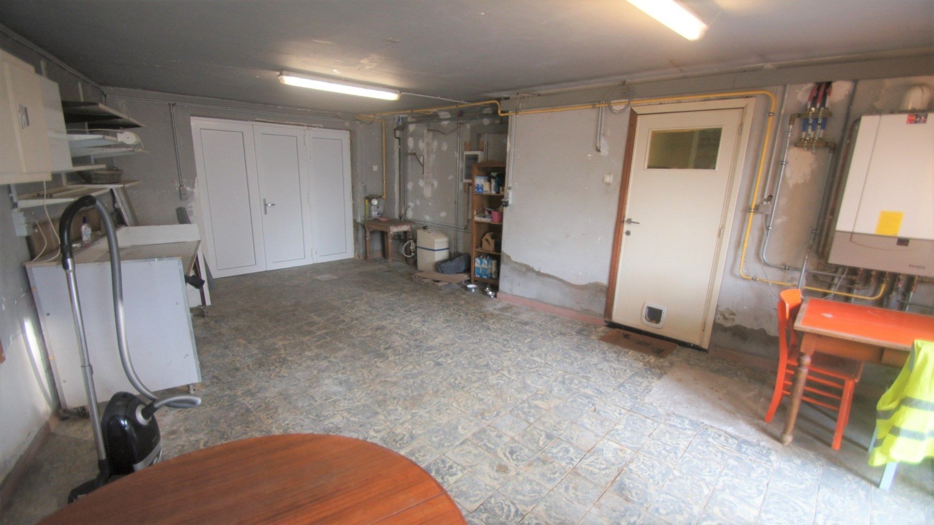 Mooi gelegen woning met tuin/terras, 2 slpks en garage foto 13