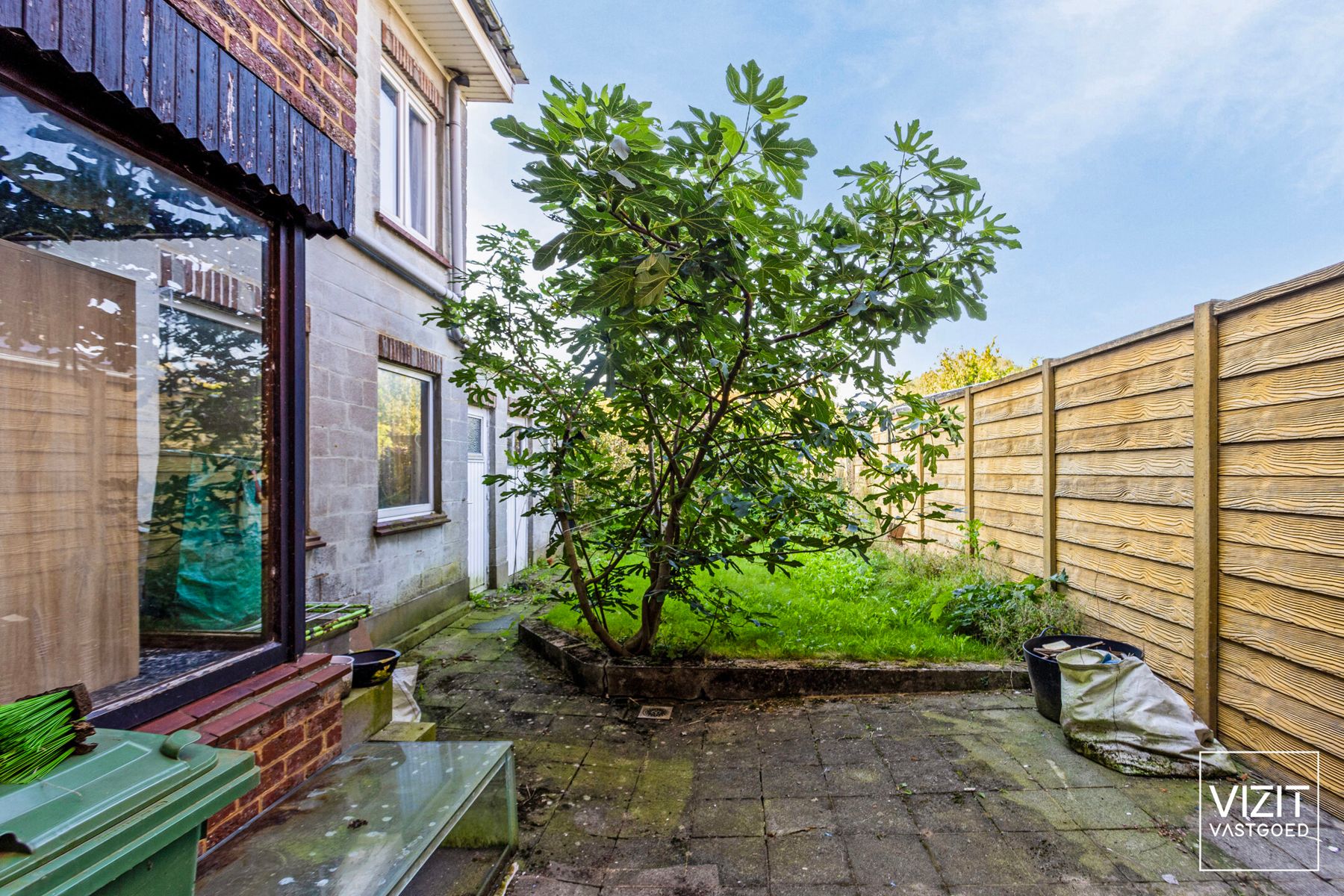 Te renoveren woonhuis met 3 slaapkamers foto 3