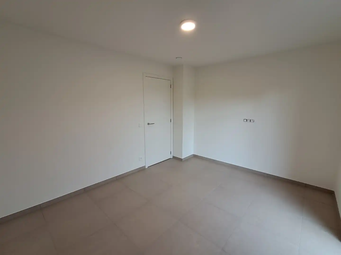 Gelijkvloers appartement met tuin te Sijsele! foto 13