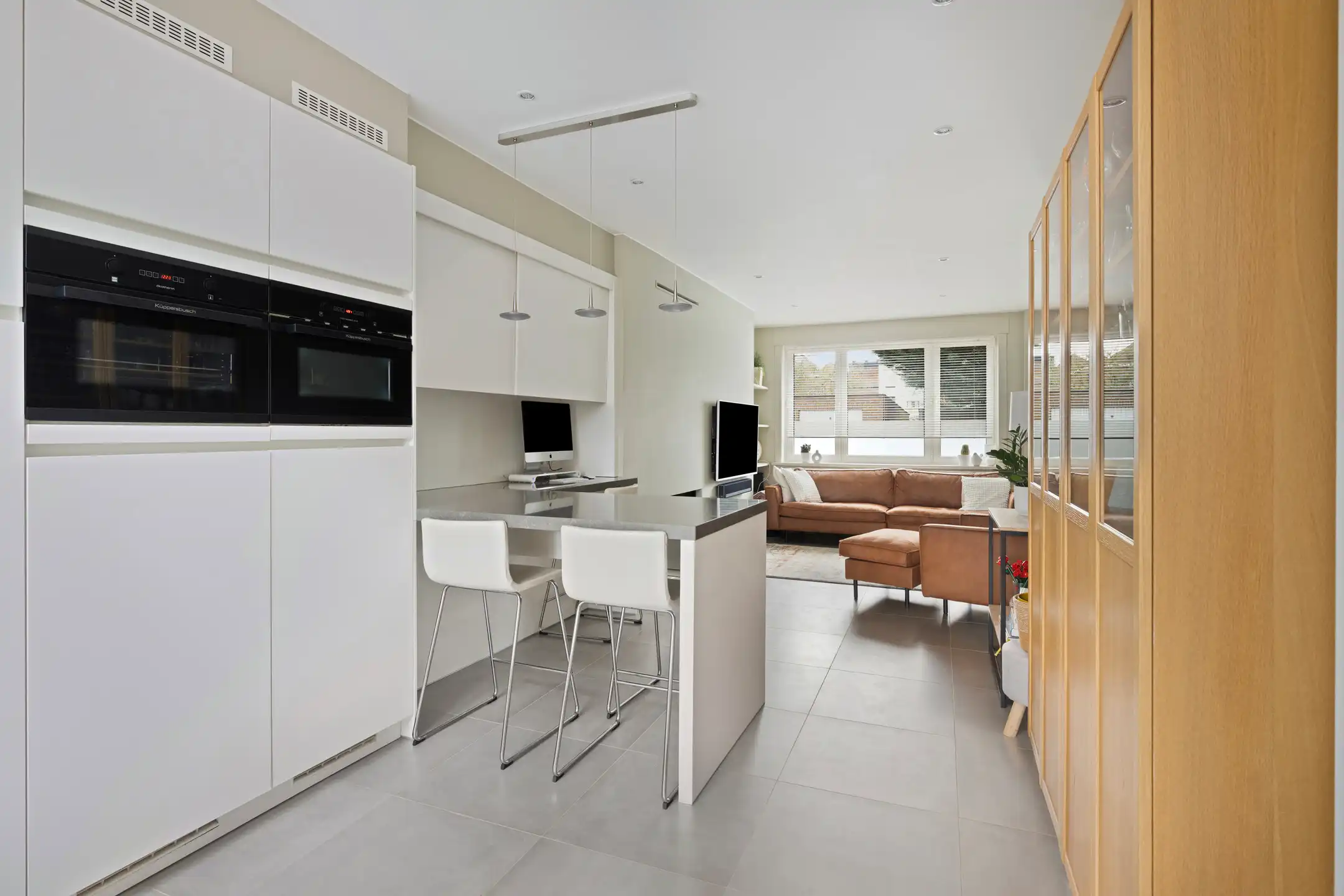 Uitstekend gelegen woning met 4 slaapkamers foto 9