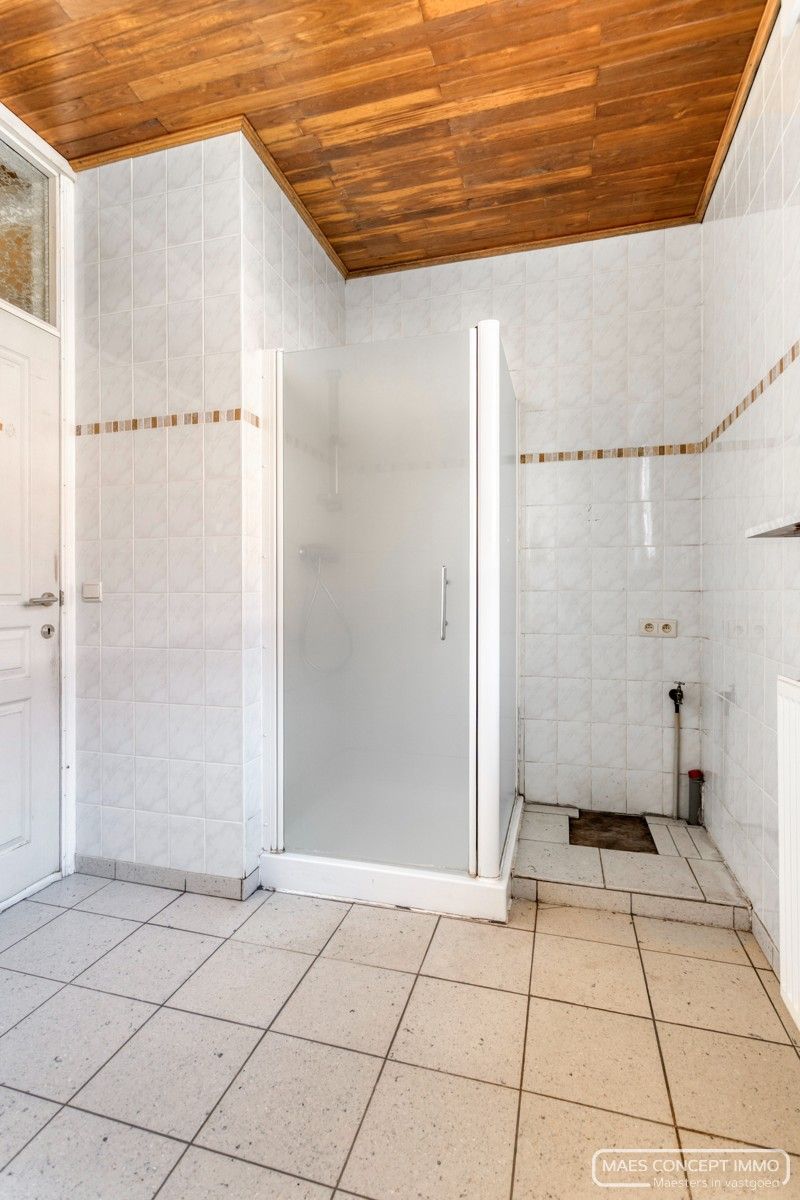 Ruime woning  te koop in centrum Tiegem foto 8