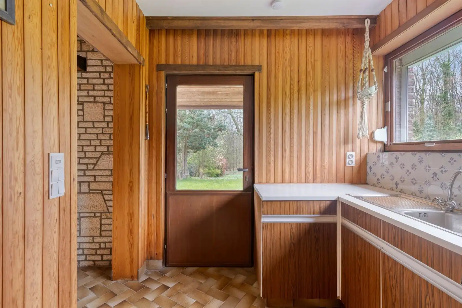 Unieke 3-gevelwoning met uitbreidingspotentieel naast het Hallerbos  foto 4