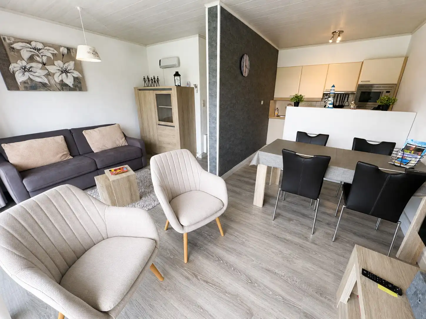 Charmant appartement met twee ruime terrassen in Park Atlantis te De Haan. foto 4