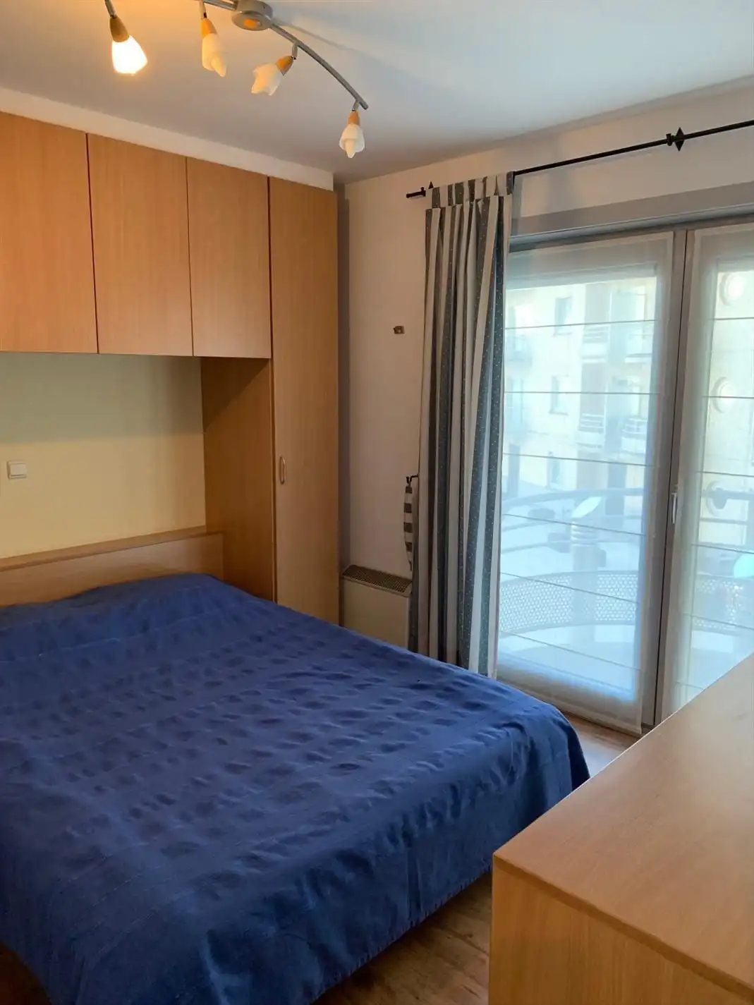 Gemeubeld appartement met twee slaapkamers - frontaal zeezicht foto 16