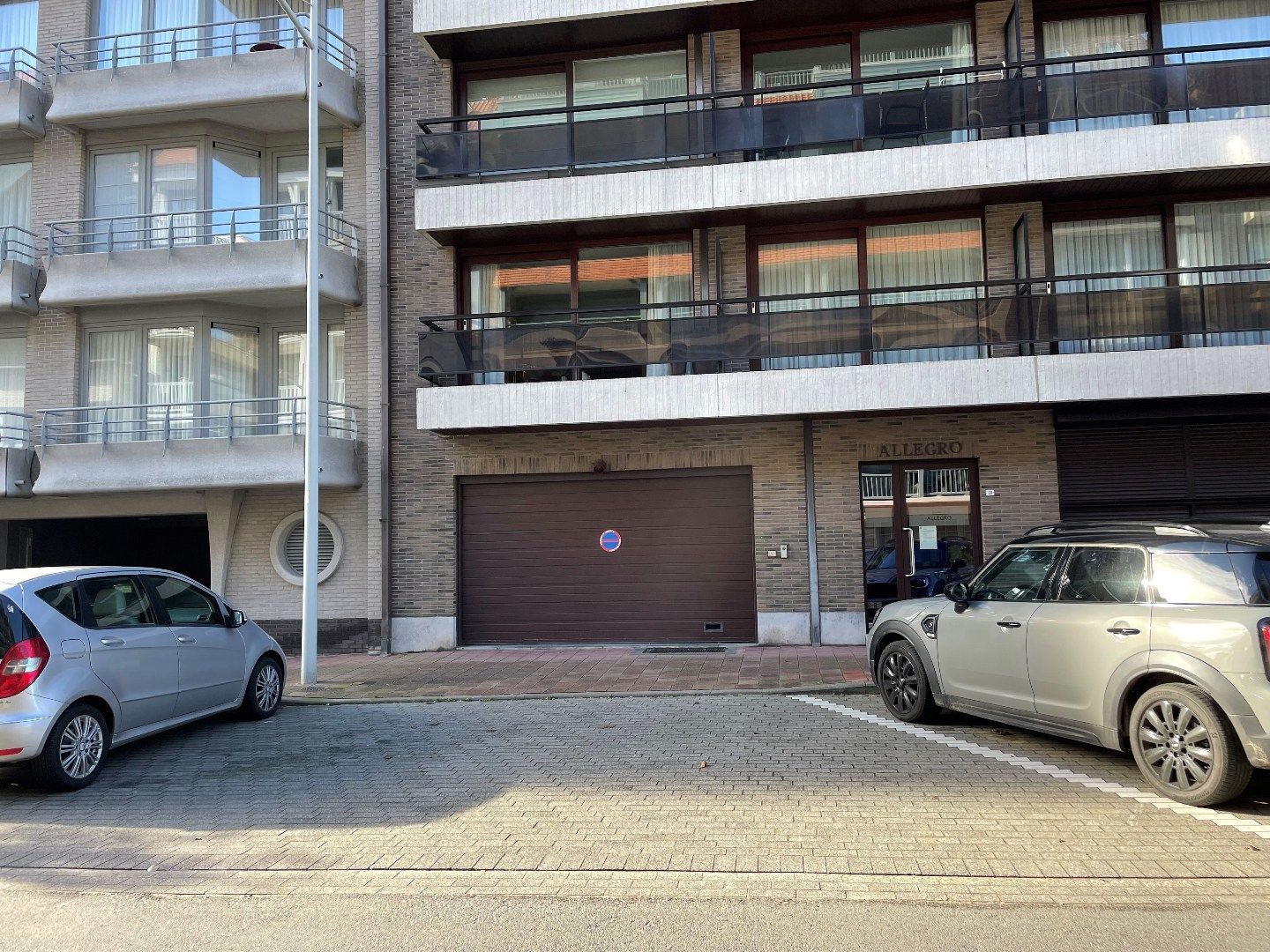 Garagebox te koop in hartje Knokke – Van Bunnenlaan 20 foto 5