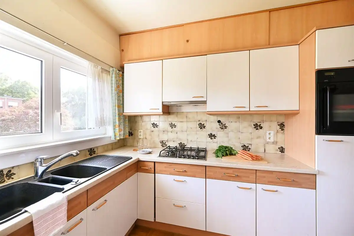 Bel-etage in leuke woonwijk foto 4