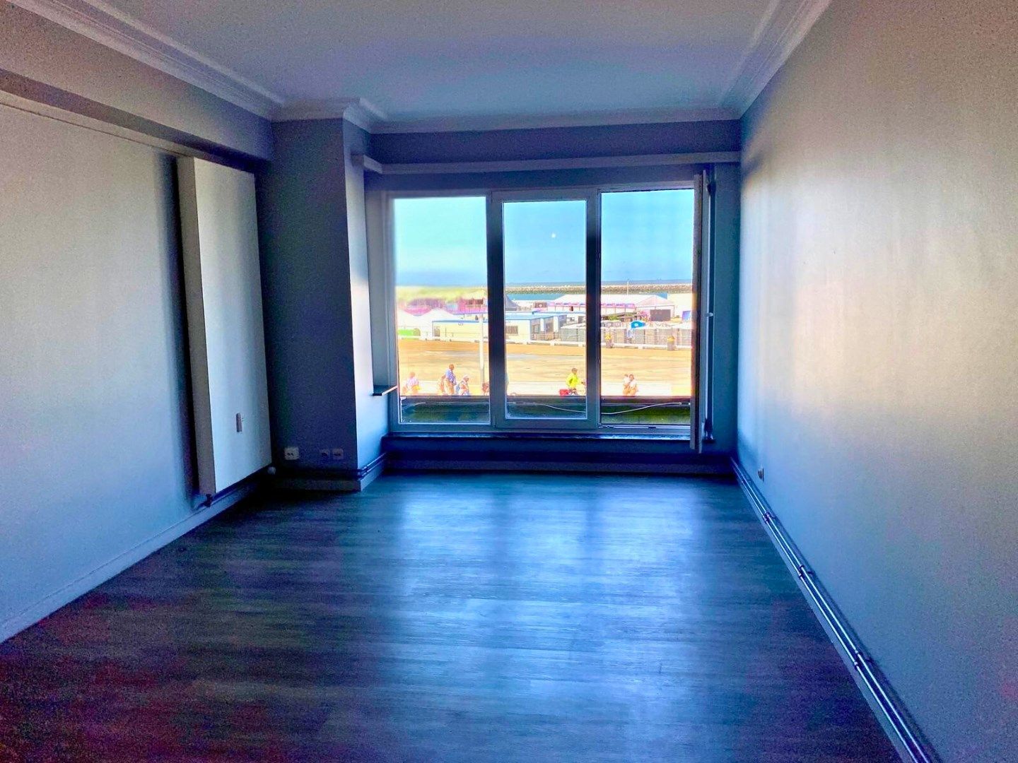 Ruim appartement met zeezicht te huur op de Zeedijk van Oostende – hoofdverblijfplaats foto 2