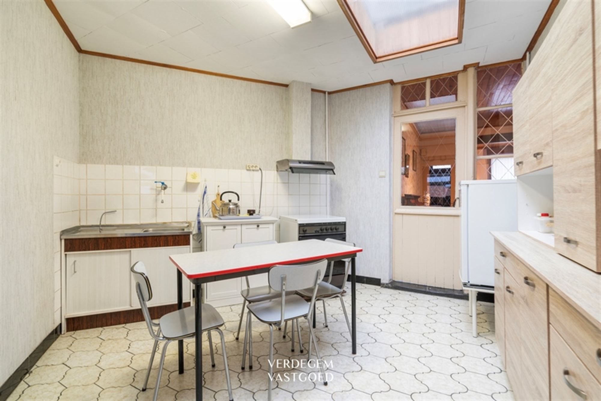 Perfect renovatieproject voor eigen bewoning of investering foto 5