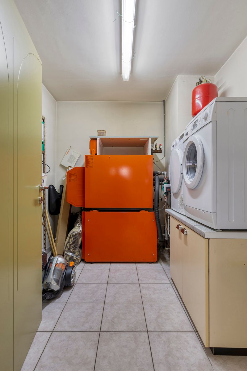 Bungalow met 2 slaapkamers op 6a 19ca en garage! foto 10