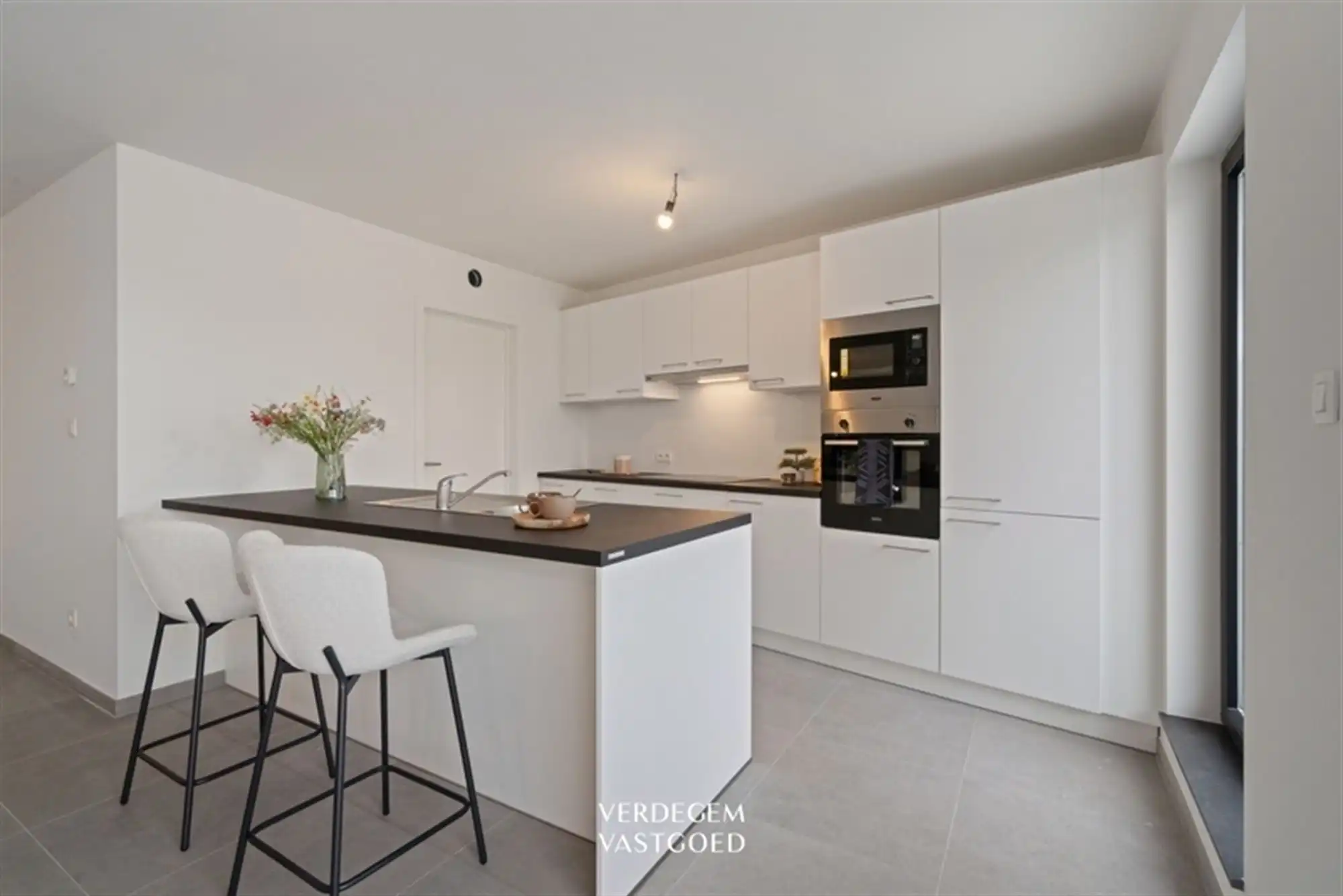 Energiezuinig appartement met 2 slaapkamers en groot zonneterras foto 4