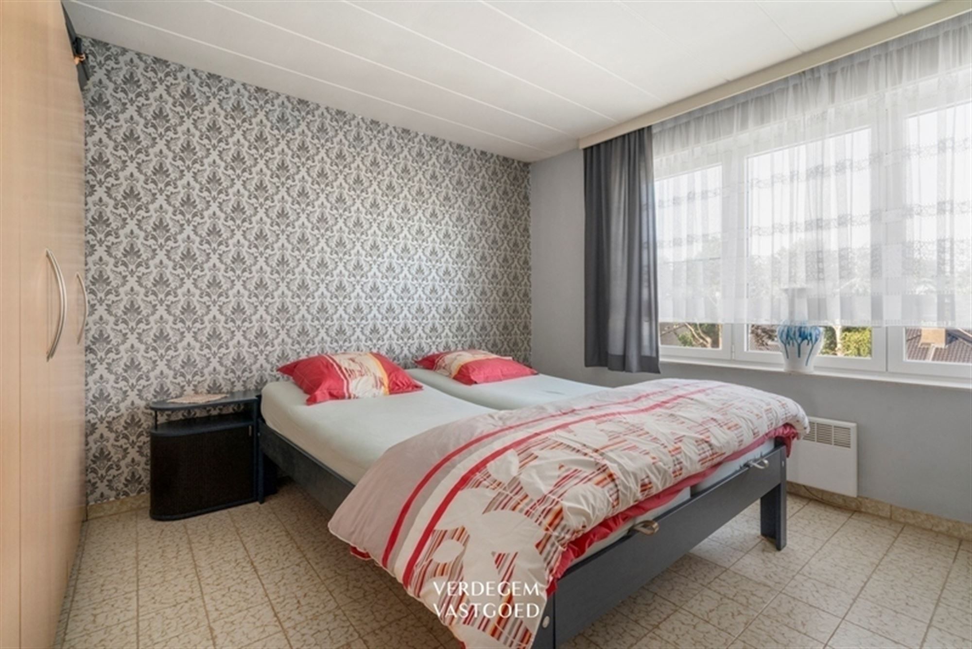 Degelijk appartement met 2 slaapkamers, 2 terrassen en mogelijke aankoop garage foto 5