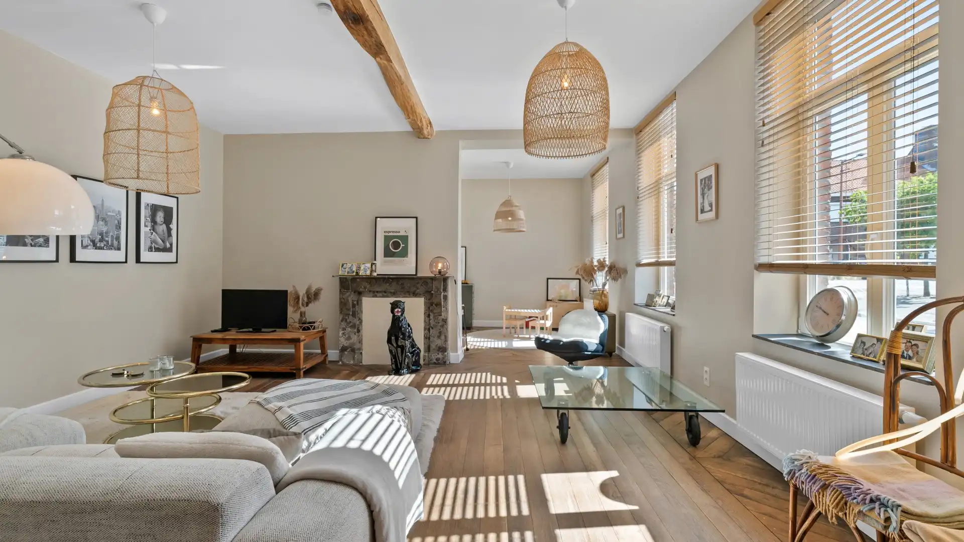 Huis te koop foto {{pictureIndex}}
