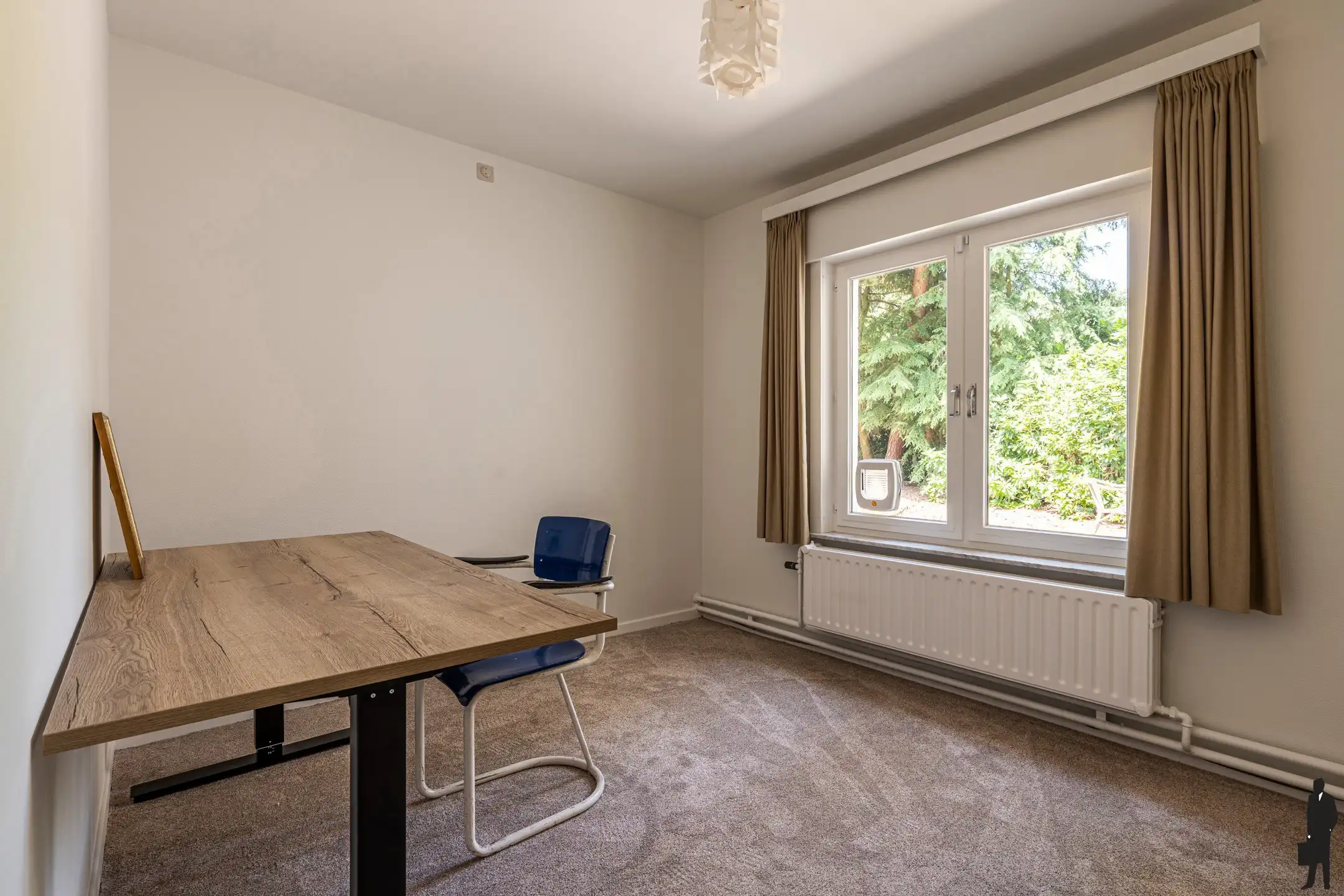 Vrijstaande woning op 1.588m² in villawijk nabij NL grens. foto 16