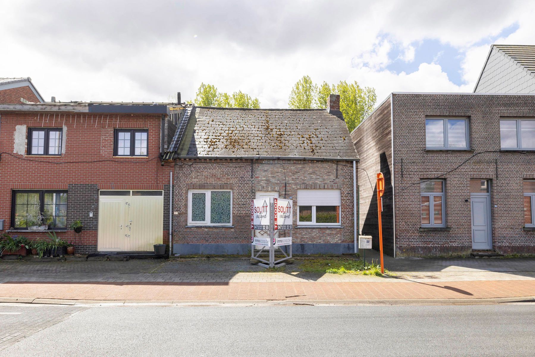 Hoofdfoto van de publicatie: Te renoveren woning op een perceel van 509m²
