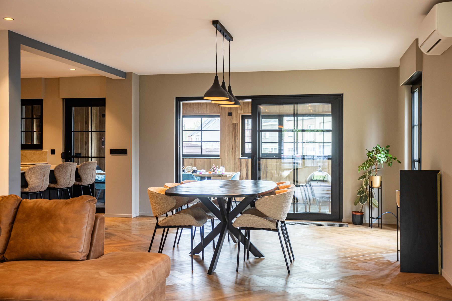 TE KOOP: Riante energiezuinige woning met vele mogelijkheden foto 11