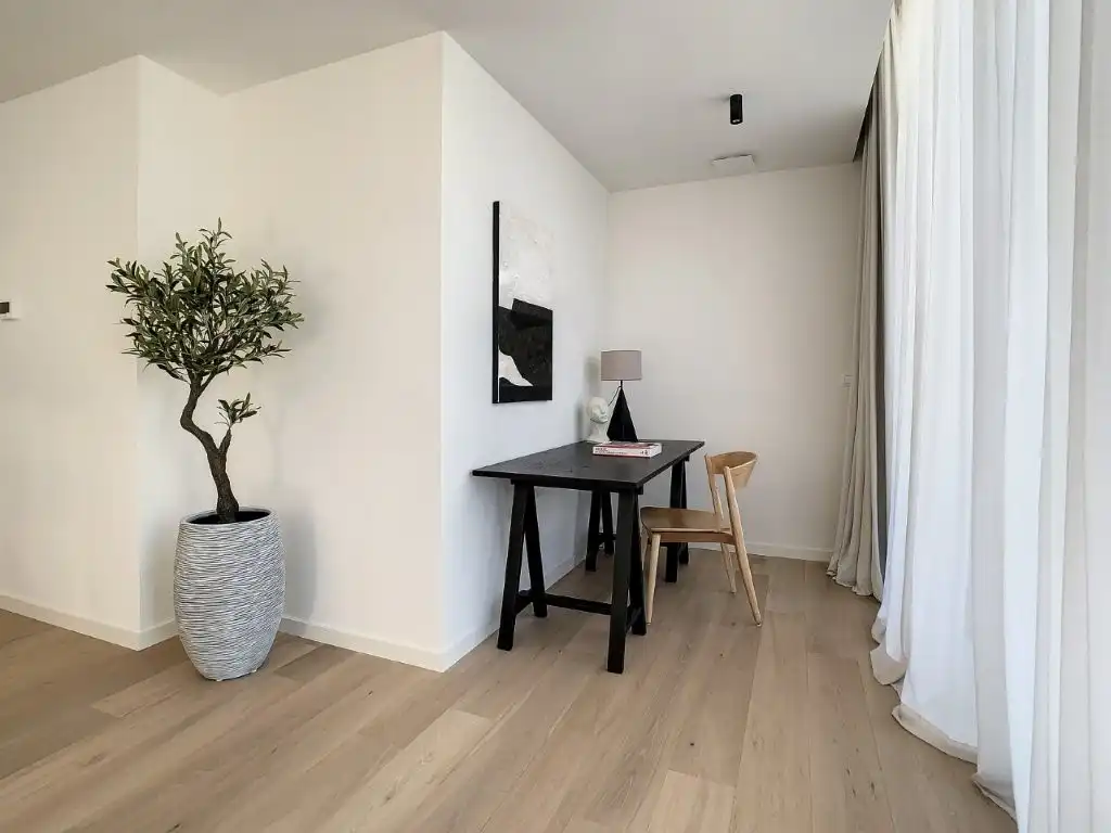 LUXUEUS PENTHOUSE 161M² MET 2SLK IN CENTRUM TONGEREN. foto 14