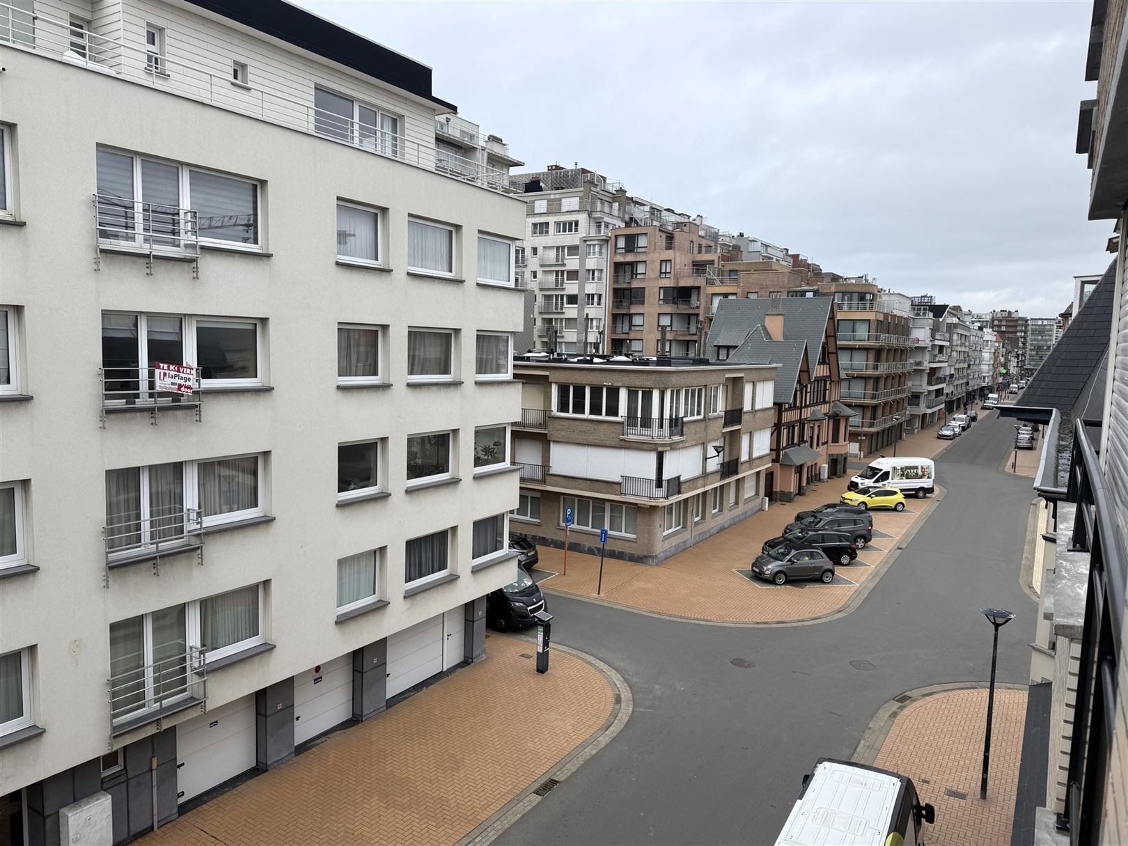 Ongemeubeld appartement met 2 slaapkamers in Westende-Bad foto 7