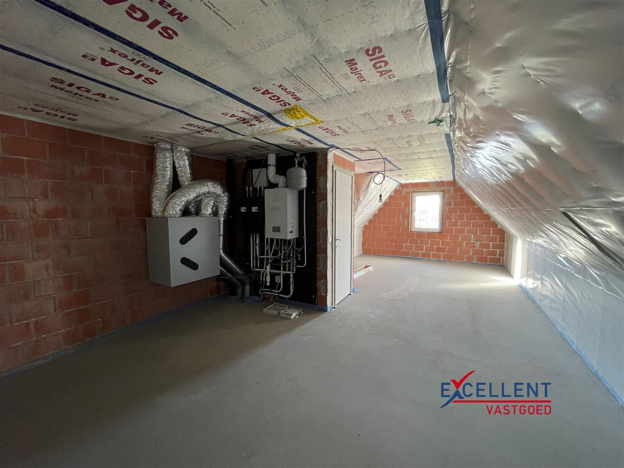 Recent afgewerkte nieuwbouwwoning te huur in Deinze! foto 8