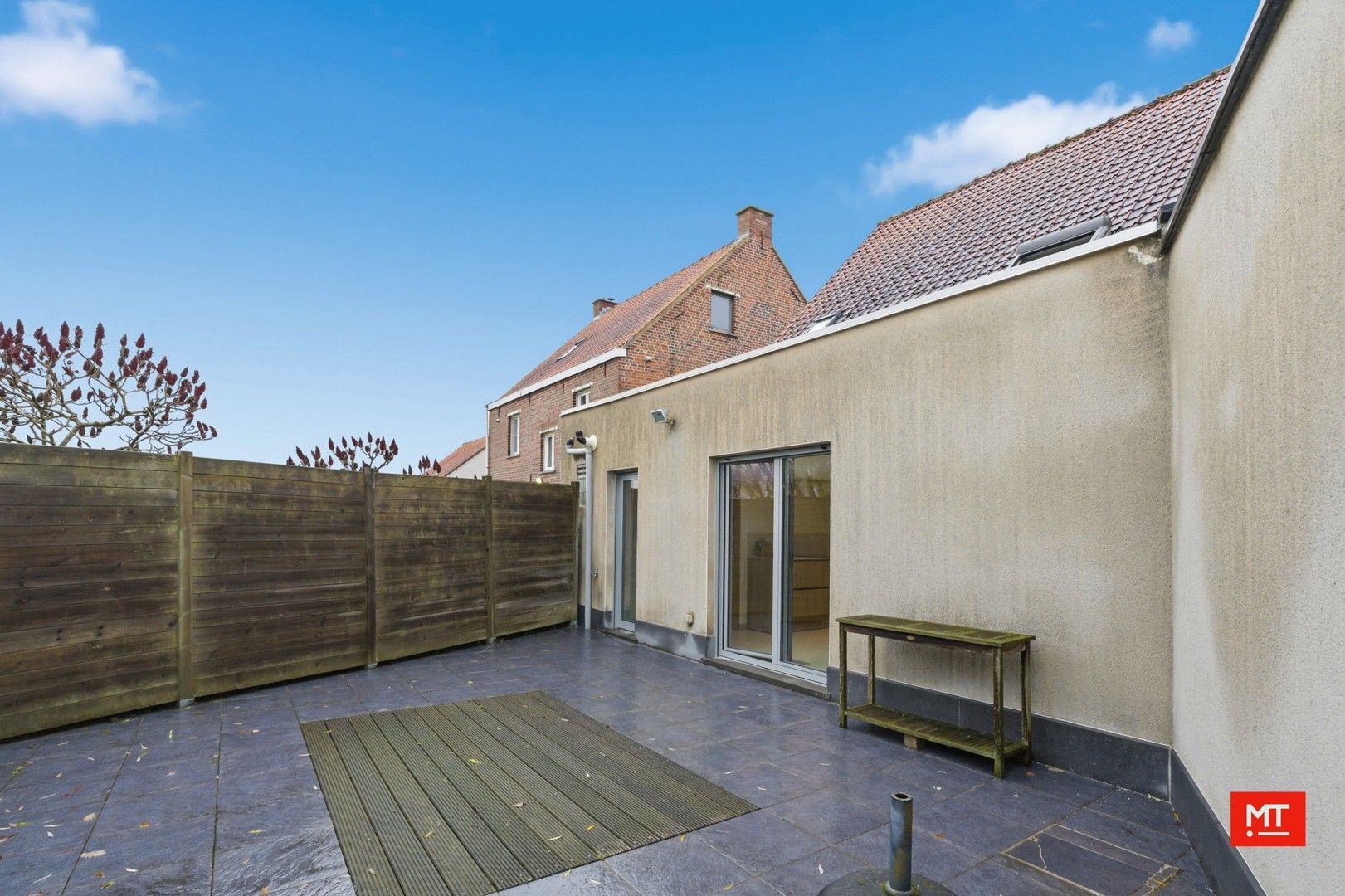 Instapklare woning met 3 à 4 slaapkamers, ZW-gerichte tuin en garage te koop in Moorslede foto 9