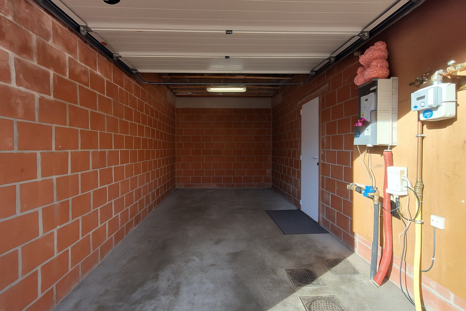 GEZELLIGE GEZINSWONING IN HET CENTRUM VAN AARSELE  foto 9