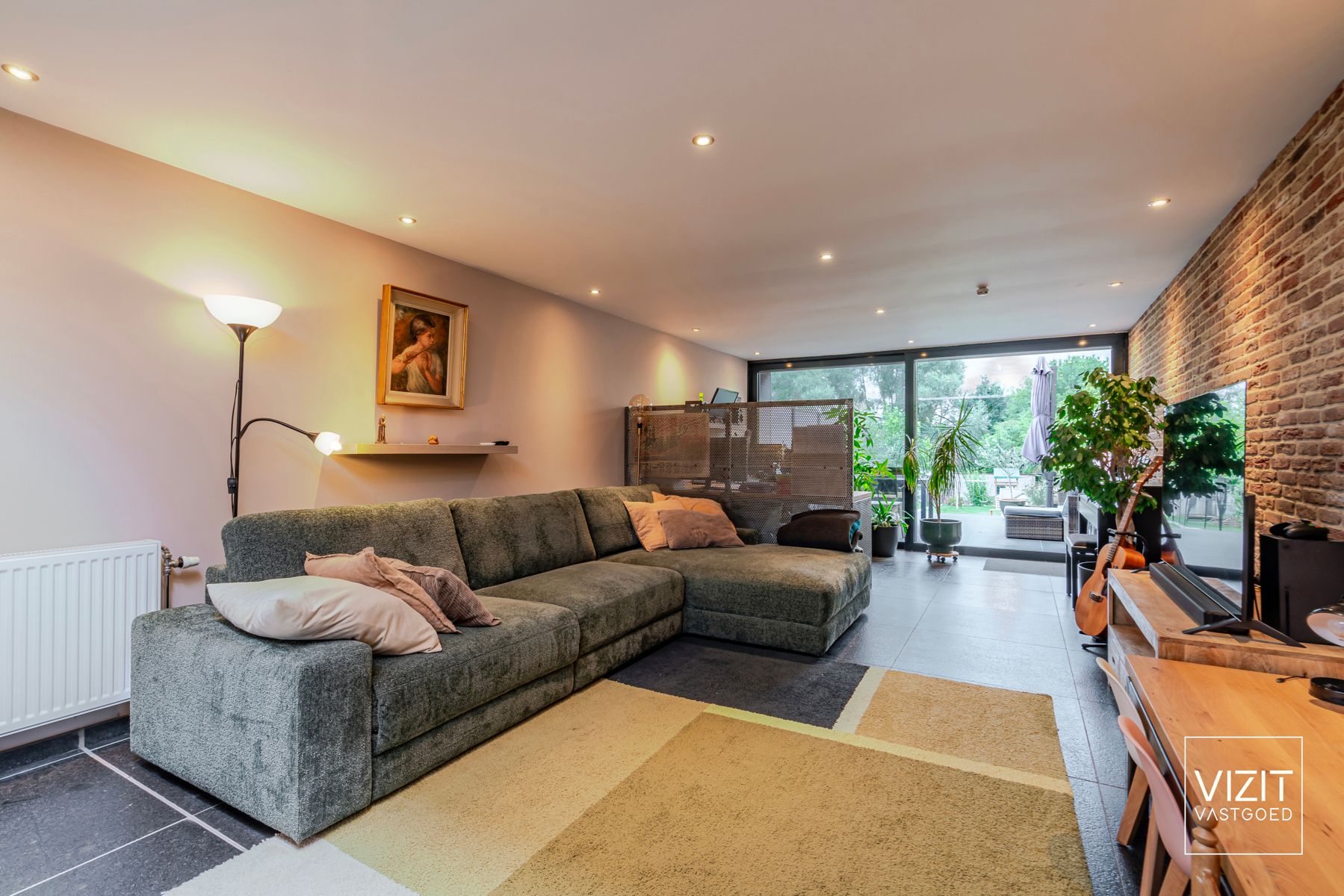 Smaakvol gerenoveerde woning met 2 slaapkamers foto 3