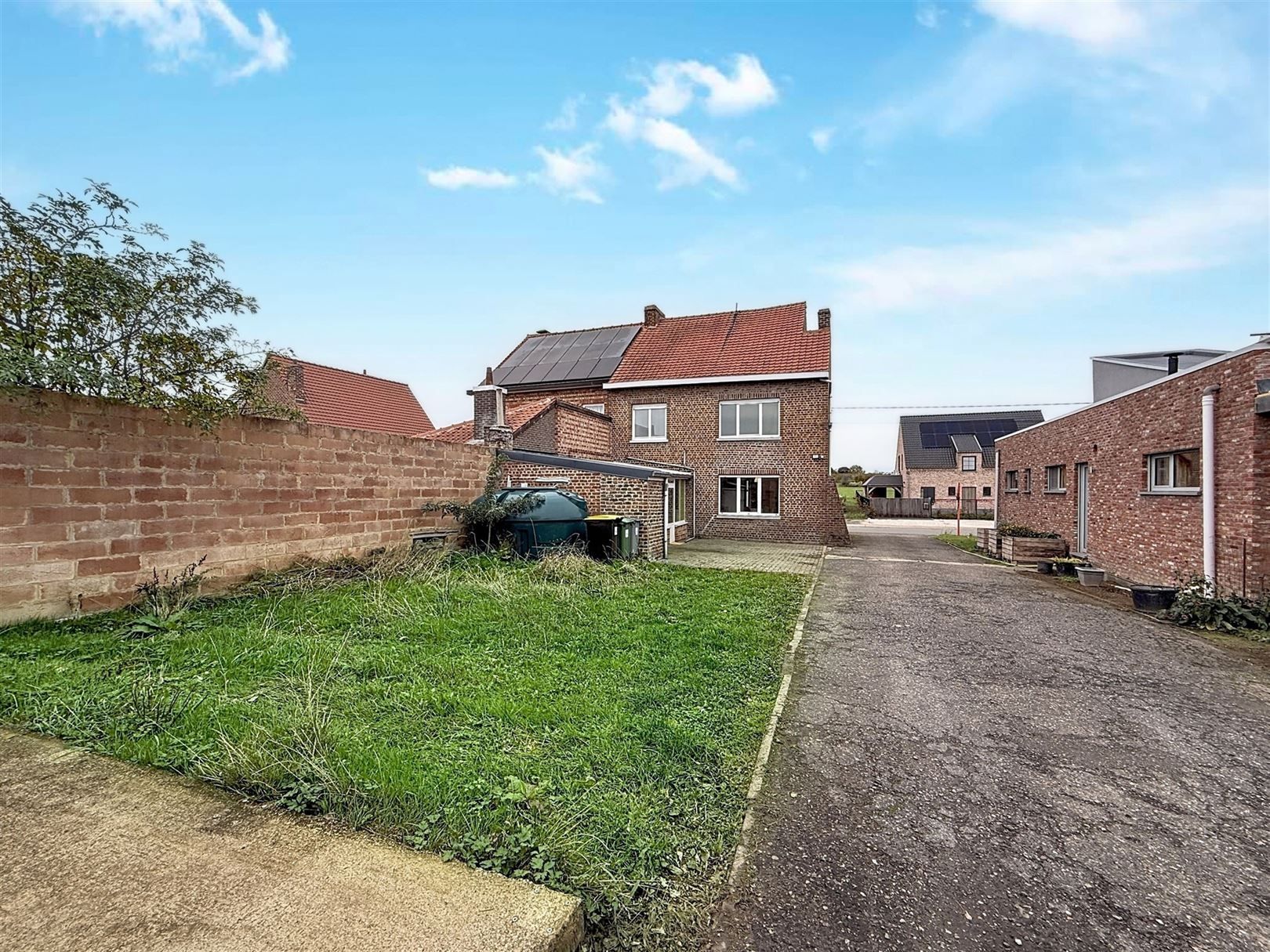 Te renoveren woning, 3 slpks (+ inrichtb zolder), 3a 41ca foto 4