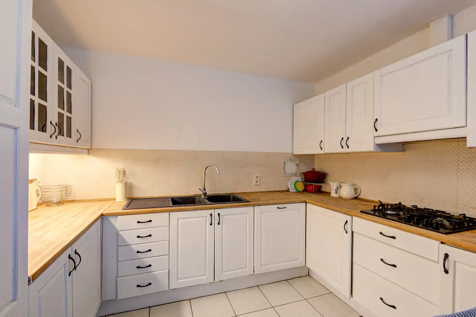 Half open woning in Schilde met zonnige tuin op het zuidwesten, terras en 4 slaapkamers, 1 badkamer en 4 parkeerplaatsen foto 26