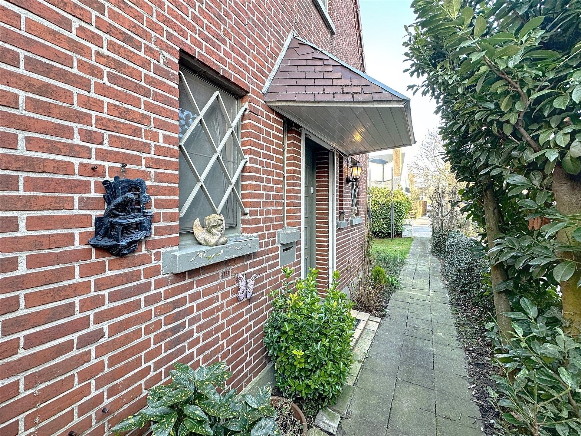 Charmante open bebouwing met ruime zonnige tuin en een aparte garage op perceel van 522m² foto 11