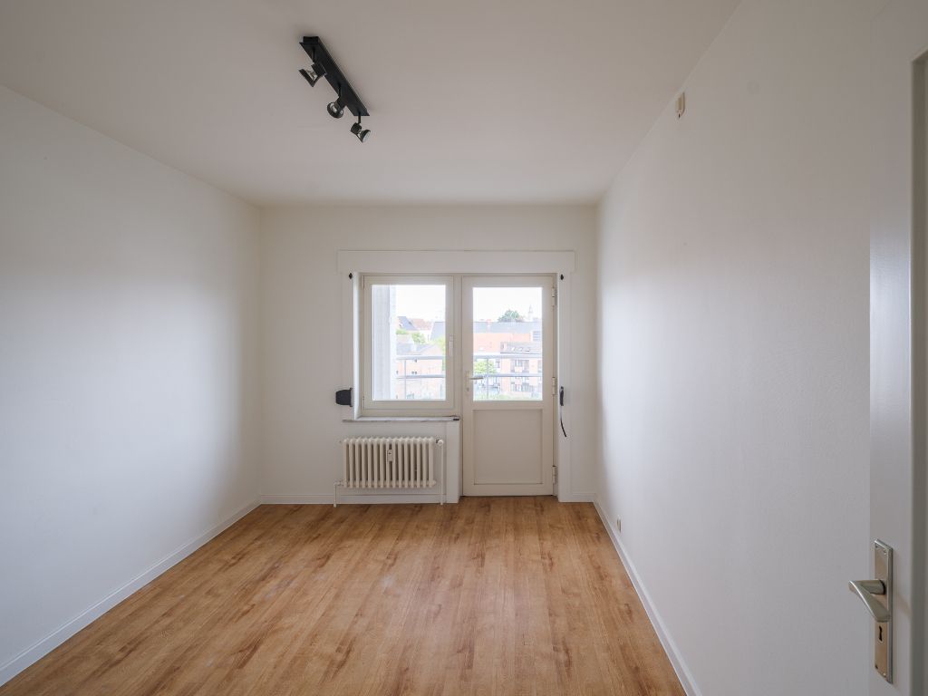 Lichtrijk 2-slpk appartement met een zicht over de Coupure foto 12
