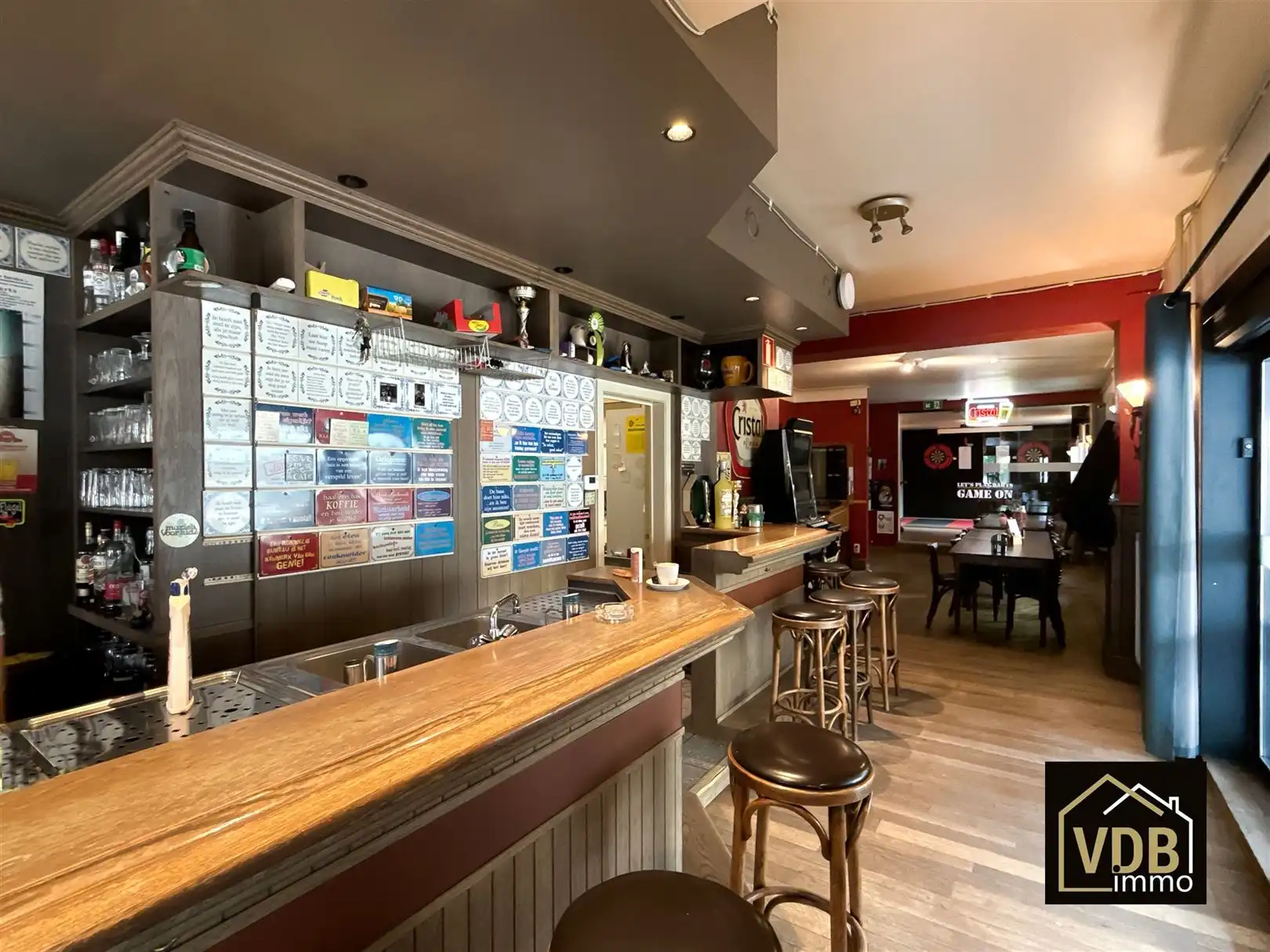 HANDELSHUIS MET WOONST foto 20