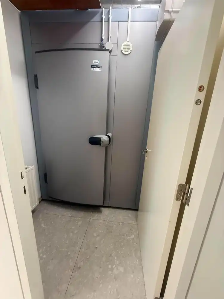 Multifunctioneel handelspand op toplocatie in Oostduinkerke-Bad foto 23