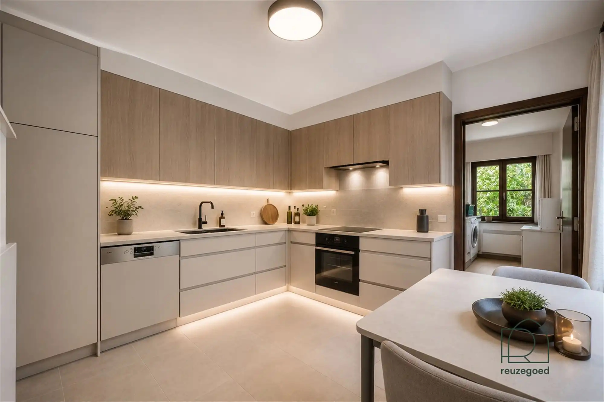 Woning met 4 slaapkamers in een groene villawijk in Bonheiden foto 9