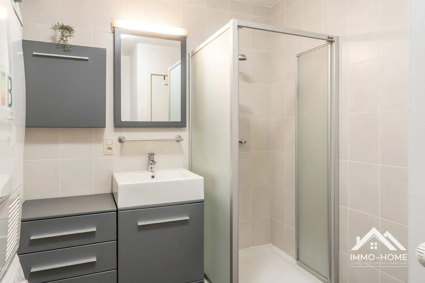 Modern instapklaar appartement op een topligging! foto 14