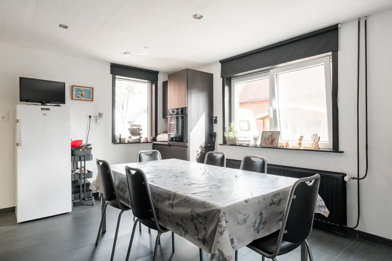Ruime woning in een mooie omgeving, vlak bij de Nederlandse grens foto 8