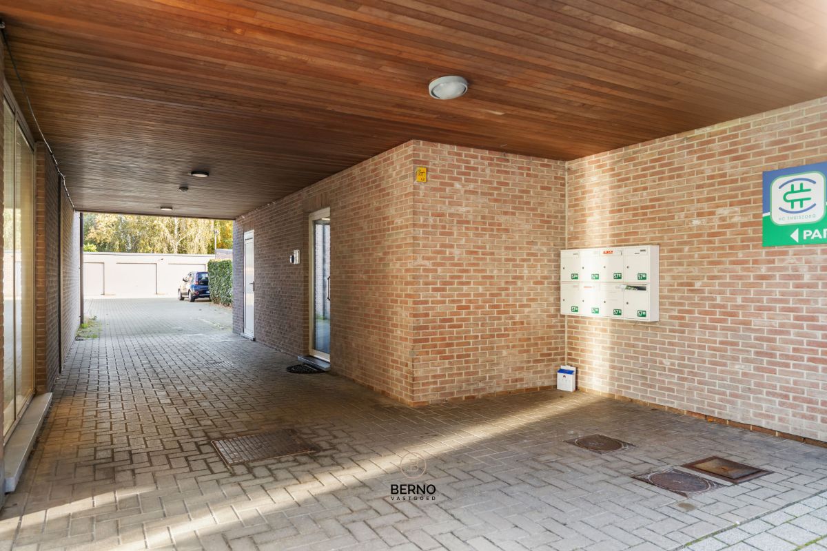 Ruim appartement in centrum Hamme foto 13