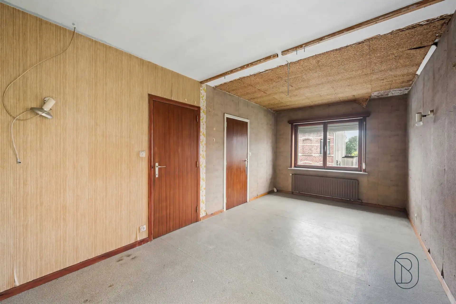 Degelijke gezinswoning op uitzonderlijk perceel van 2.330m² foto 16
