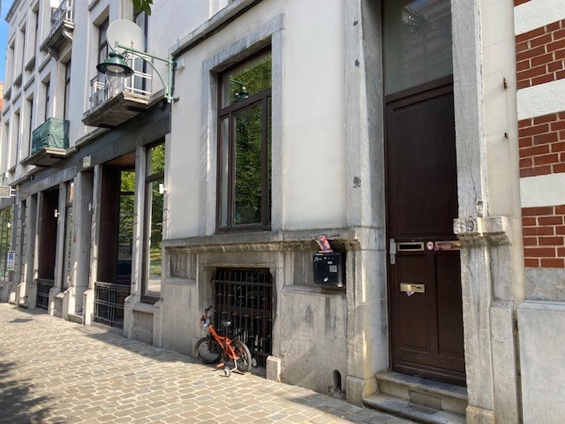 Duplex Appartement in de Europese wijk foto 18