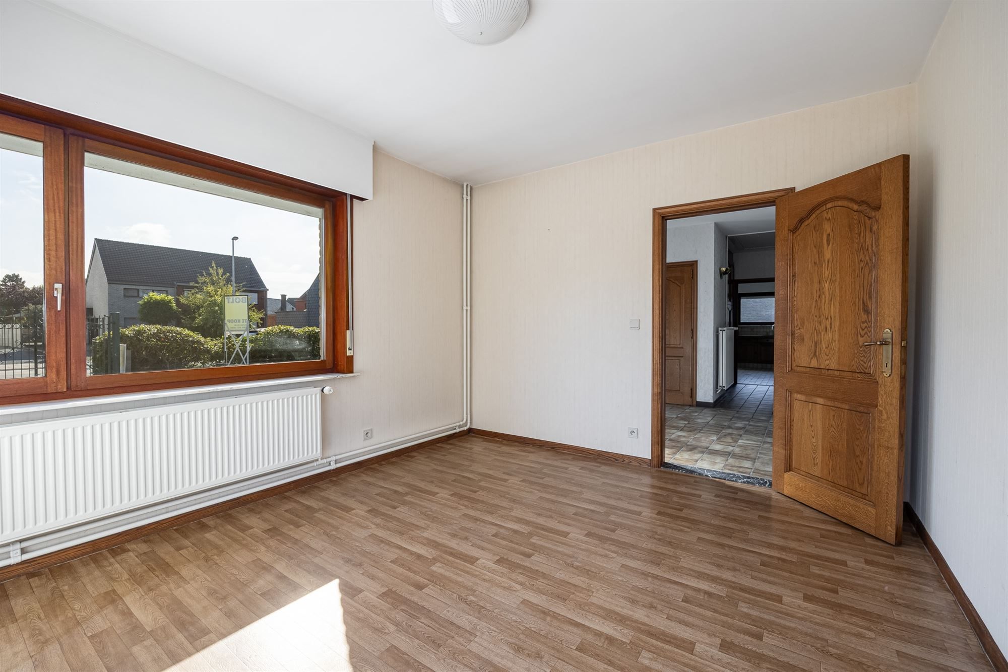 Bungalow op perceel van ca 1824m² in het groen foto 12