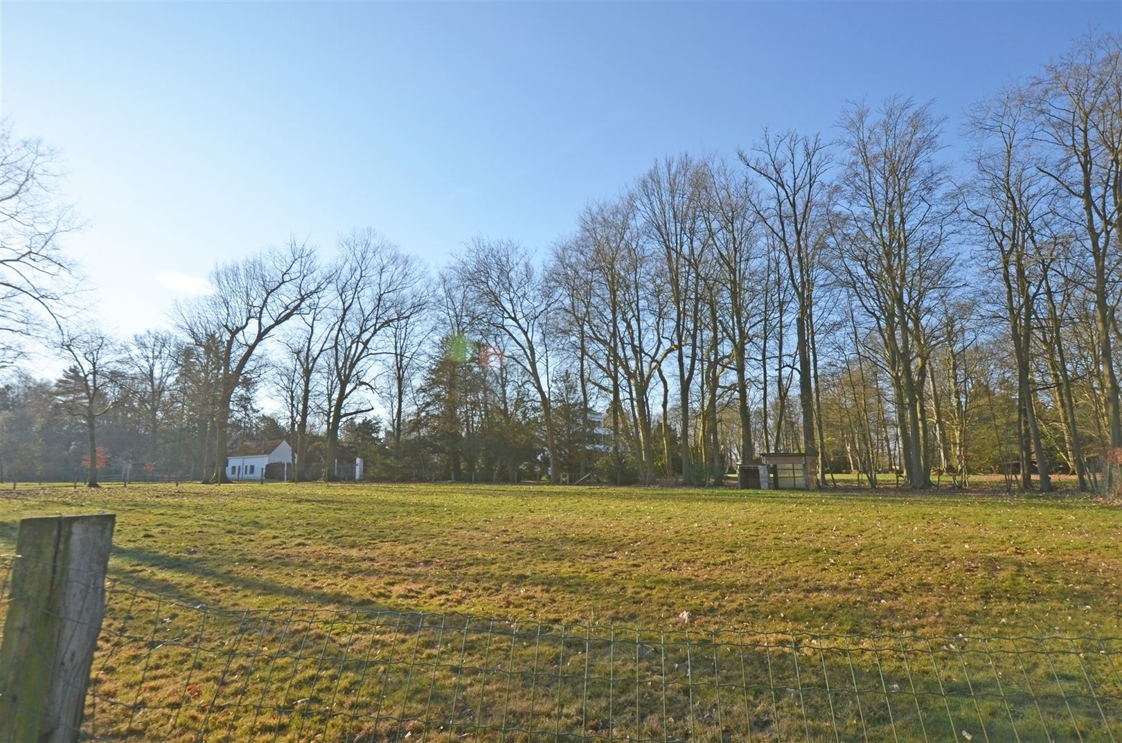 Klassieke op te frissen villa op fietsafstand van de stad foto 21