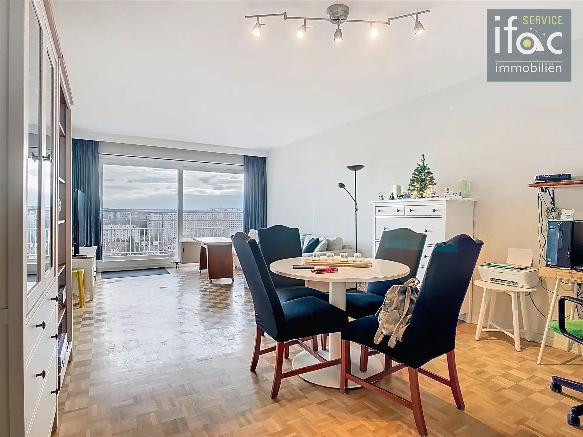 Appartement met 2 slaapkamers, kelder en garagebox foto 3