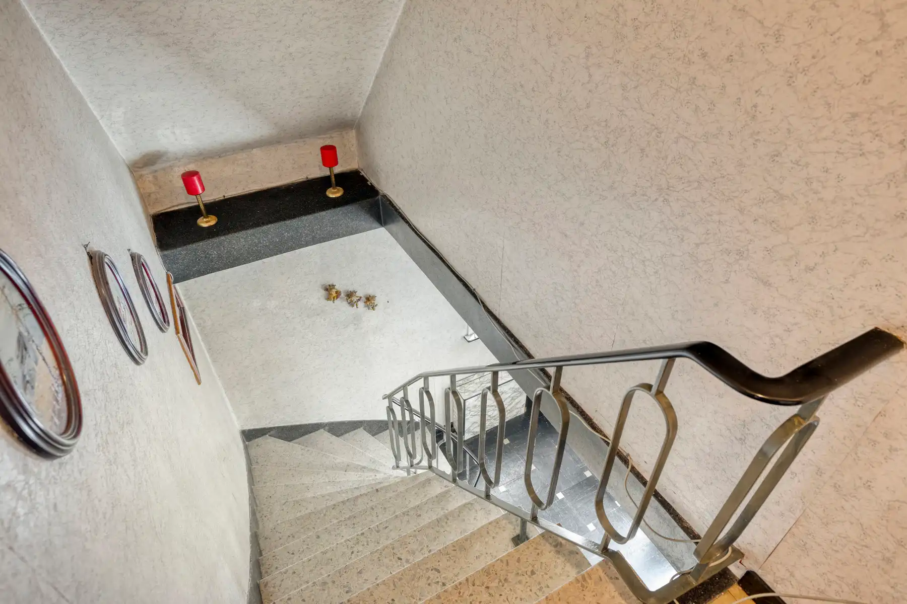 Te renoveren HOB met 3 slpk, garage en veel potentieel foto 12