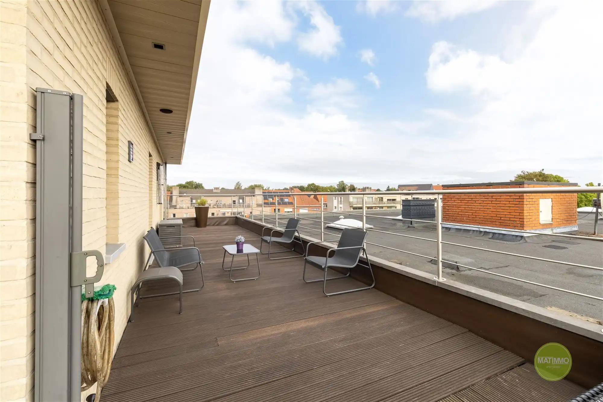 Penthouse met ruim zuidgericht terras en garage in Mol foto 19