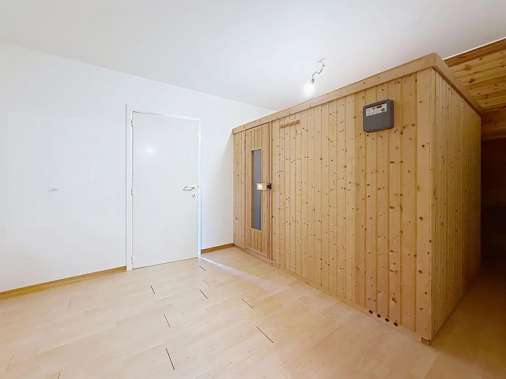 Huis met praktijkruimte, 4 slpks,  2 bdks, 10a 34ca foto 30