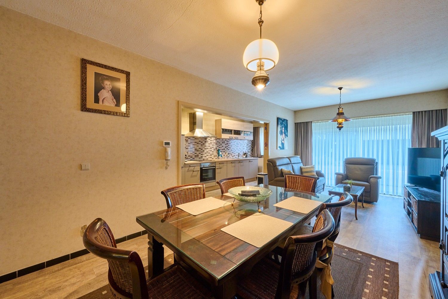 Goed onderhouden instapklaar appartement met aangenaam wooncomfort gelegen op een gegeerde locatie foto 13